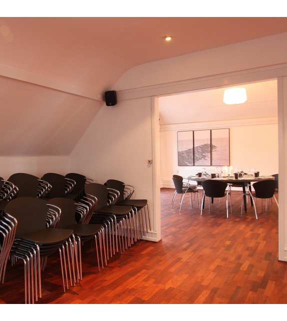 Bessi OneCollection Stacking Chair