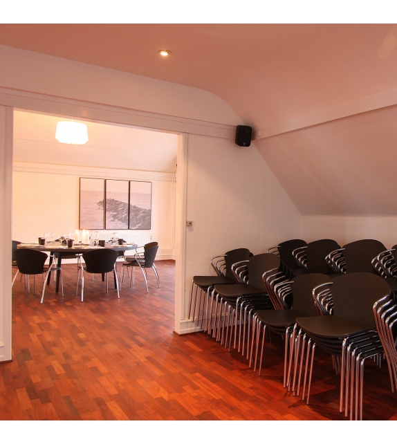 Bessi OneCollection Stacking Chair