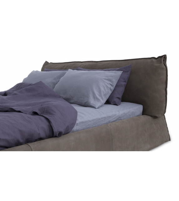 Paris Slim Baxter Bett