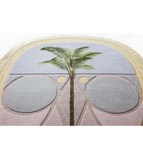 The Stranger Within Nodus Tappeto