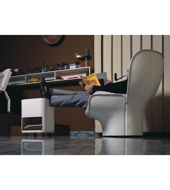 Elda Longhi Armchair