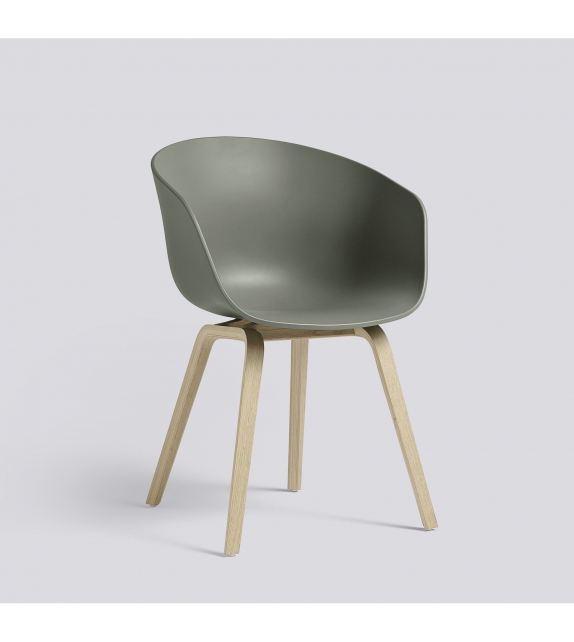 About a Chair AAC 22 Hay Sillón