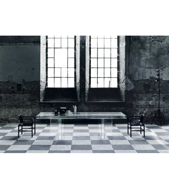 Verglas Glas Italia Tisch