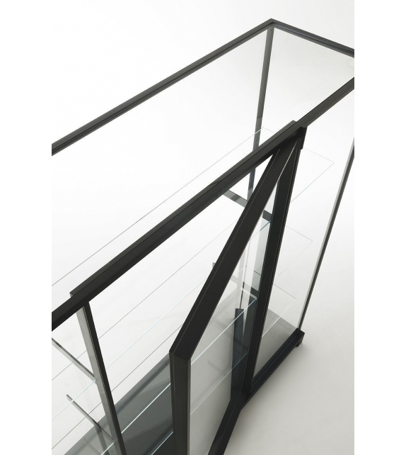 Wunderkammer Glas Italia Showcase