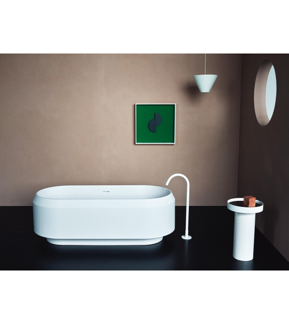 Lariana Agape Bathtub