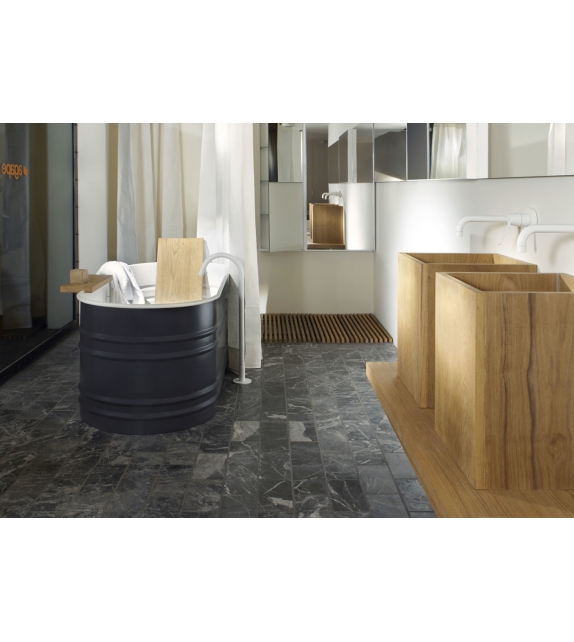 Vieques Agape Bathtub