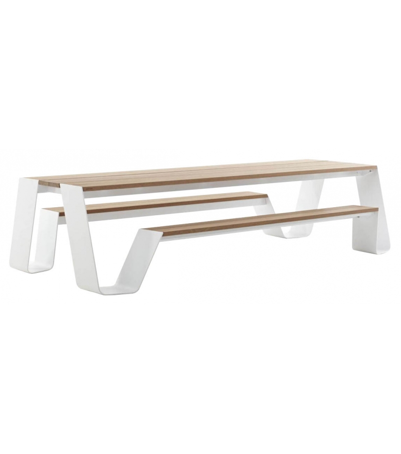 Hopper Picnic Extremis Table