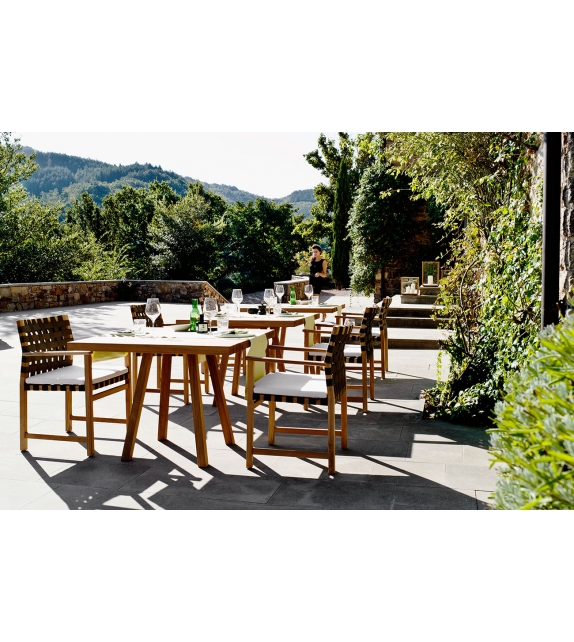 Vis à Vis Tribù Tisch