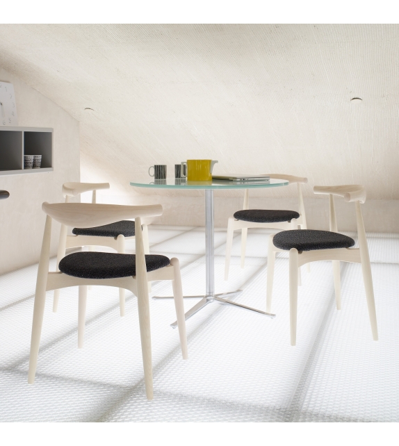 CH20 Elbow Chair Carl Hansen & Søn