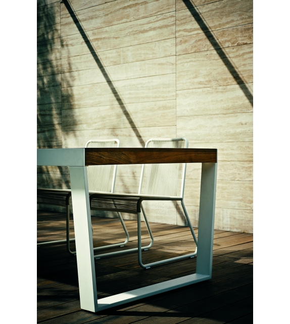 Spinnaker 034 Roda Table