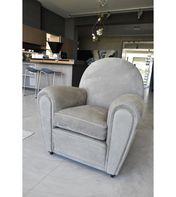 Vanity Fair Limited Edition Poltrona Frau Fauteuil