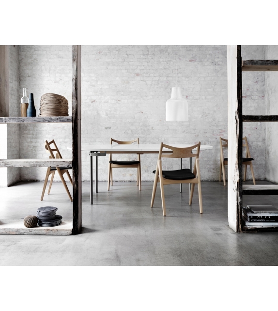 CH29 Sawbuck Carl Hansen & Søn Stuhl