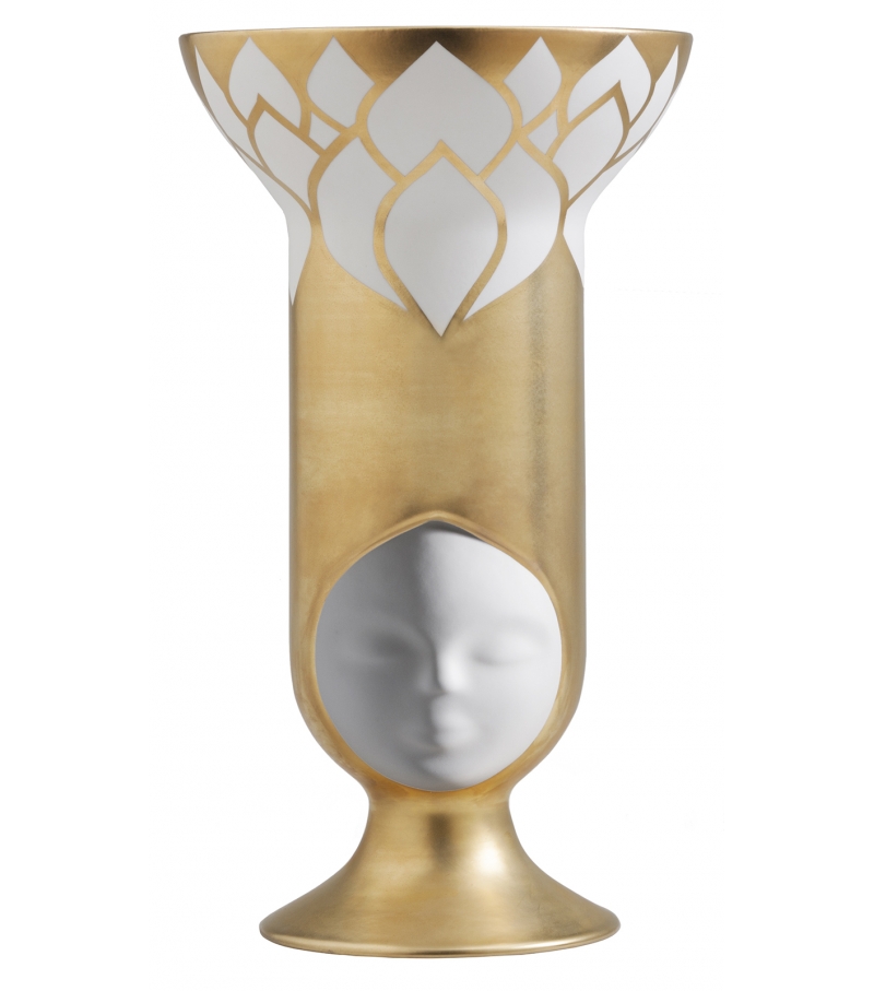 Sisters Thai Frida Vaso Bosa