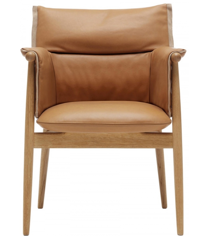 E005 Embrace Carl Hansen & Søn Silla