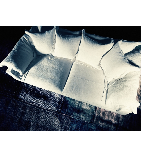 Nebula Nine Sofa Diesel with Moroso