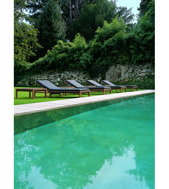 Mistral Sunlounger With Cushion Roda