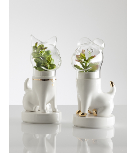 Dogsai Bosa Sculpture