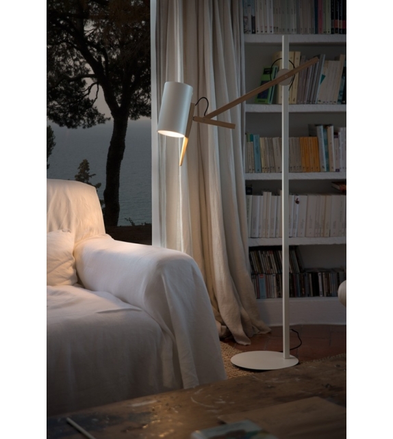 Scantling P73 Marset Lampadaire