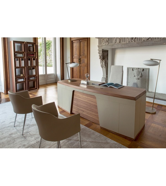 Flavio Porada Writing-desk