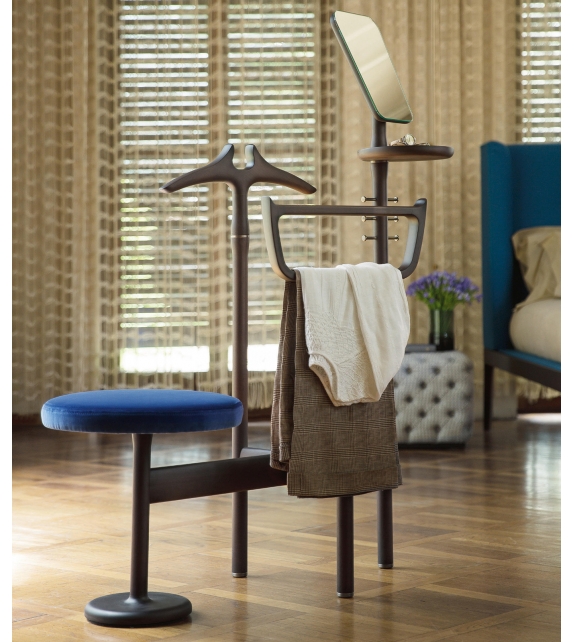 Sam Porada Valet Stand