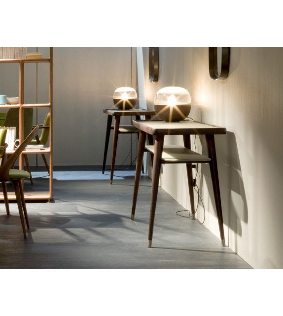 Chantal Porada Console