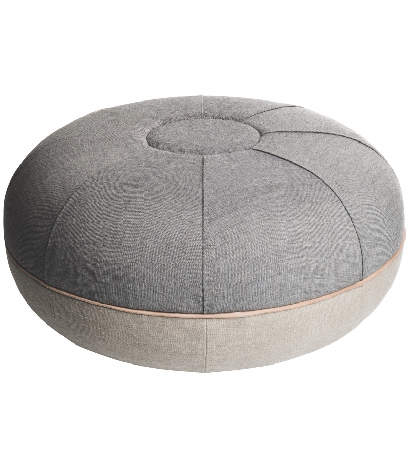 Cecilie Manz Fritz Hansen Pouf