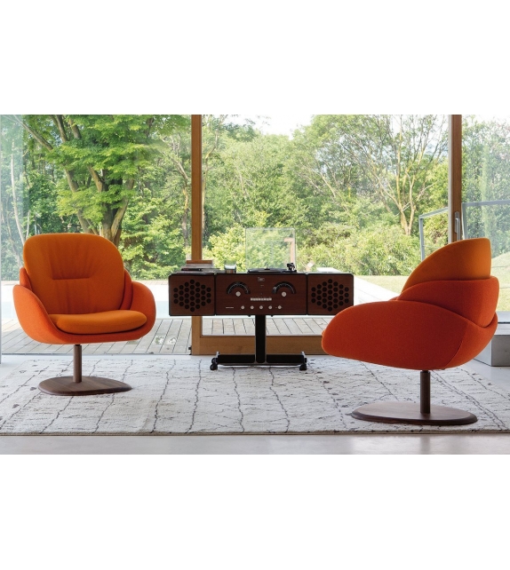 Opium Porada Armchair