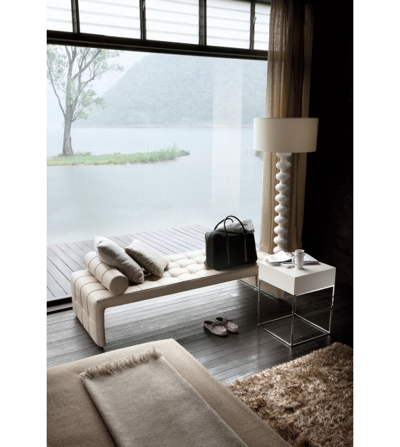 Scarlett Porada Bench