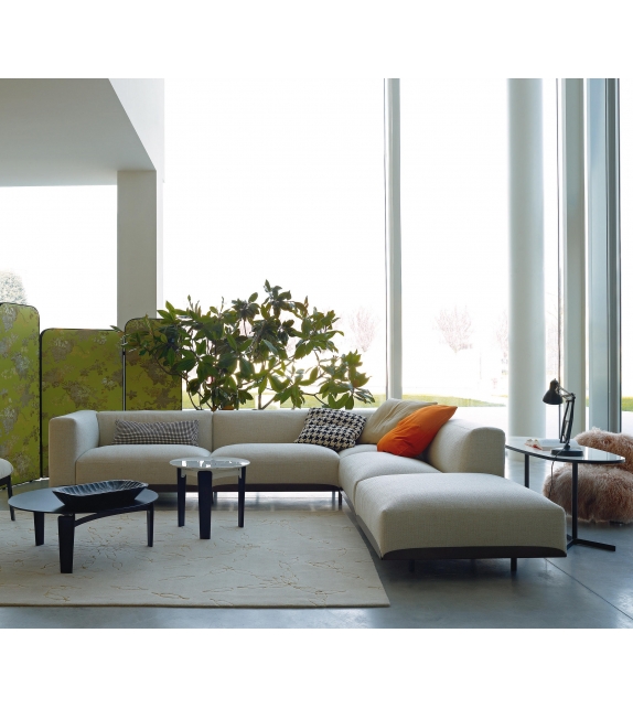 Tablet Arflex Occasional Table