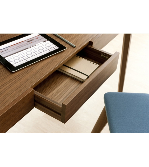 Saffo Porada Writing Desk