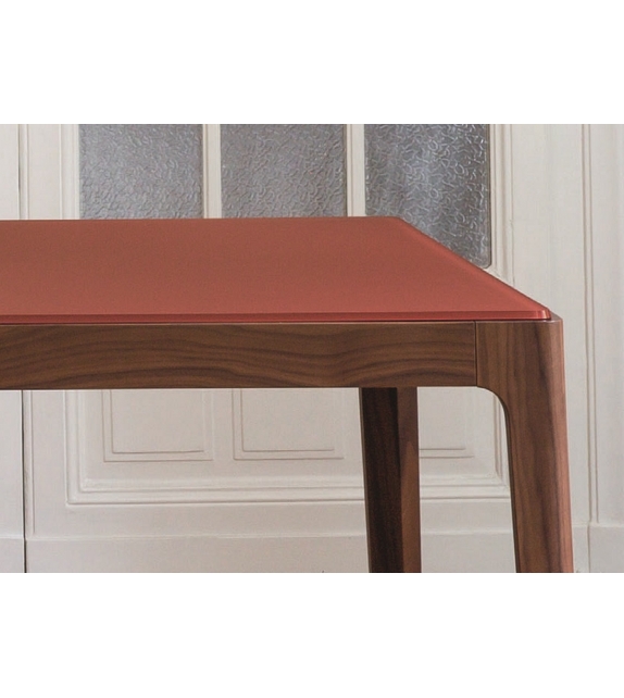 Ziggy Porada Console