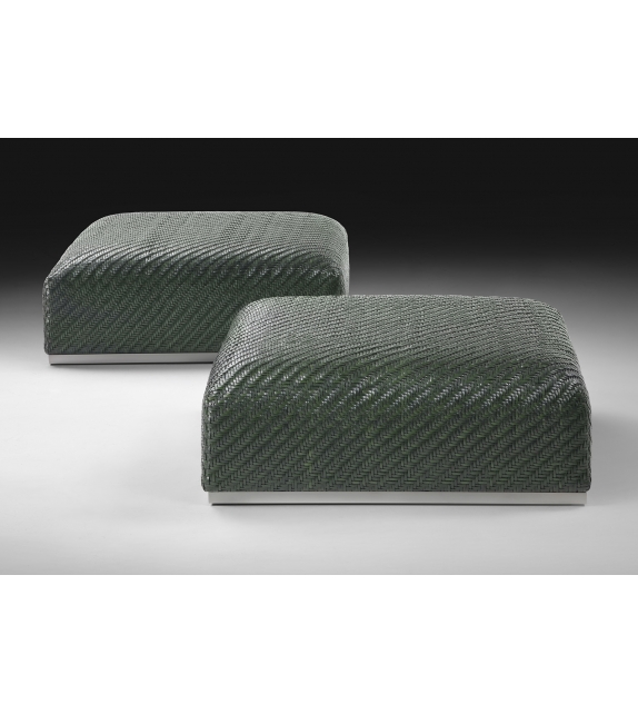 Carmen Flexform Pouf