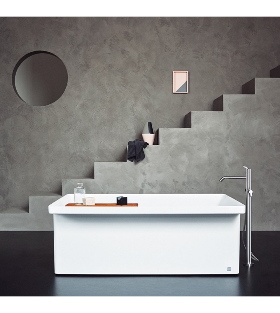 Square Agape Rubinetto Vasca a Pavimento