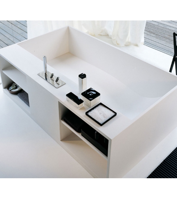 Square Agape Bathtub Rim Tap