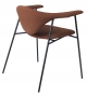 Masculo Gubi Chaise