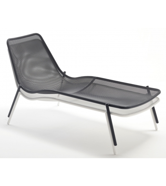 Round Emu Chauffeuse