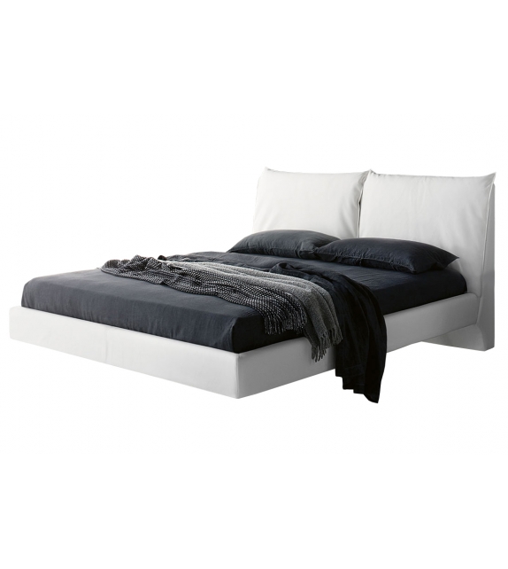 Lukas Cattelan Italia Bett