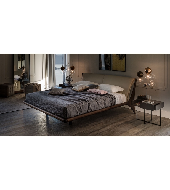 Nelson Cattelan Italia Bed