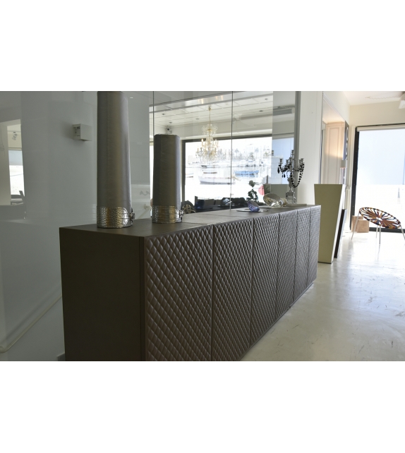 In Ausstellung - Julia Rugiano Sideboard