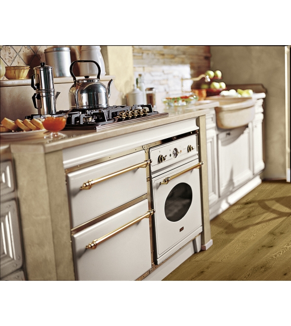 Evita L'Ottocento Kitchen