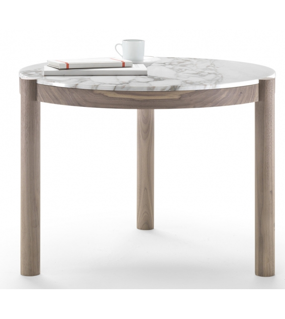 Gustav Flexform Occasional Table