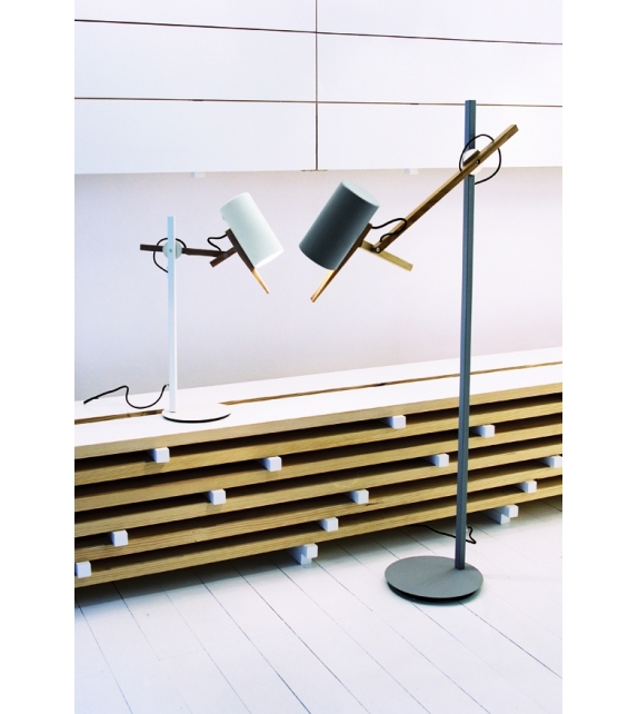Scantling floor lamp