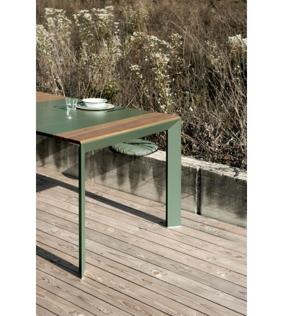 Nori Slatted Kristalia Extensible Table