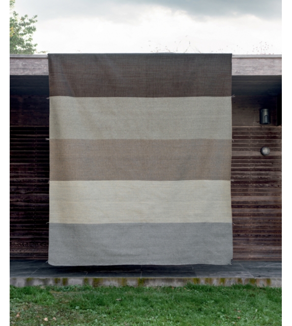 Mustache-RE Kristalia Tapis