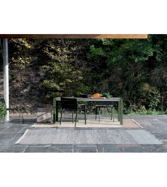 Mustache-SA Kristalia Tapis