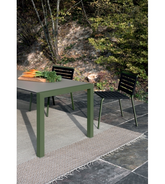 Mustache-SA Kristalia Tapis