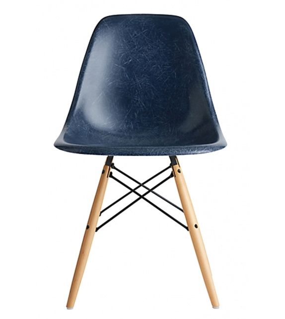 Eames Fiberglass Chair DSX Vitra Stuhl