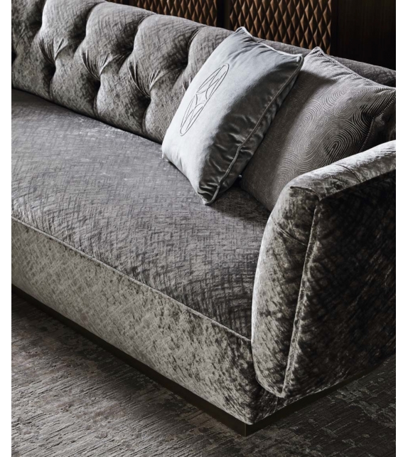 Ivonne Opera Contemporary Sofa