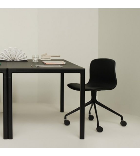 About a Chair AAC 14 Hay Sedia