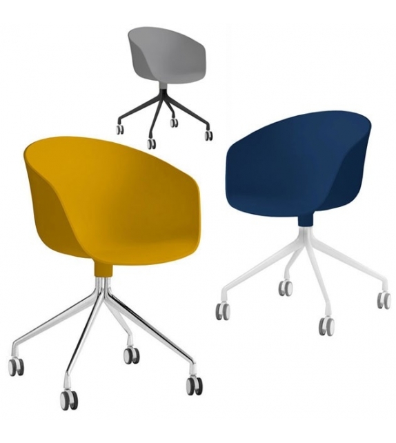 About a Chair AAC 24 Hay Swivel Small Armchair